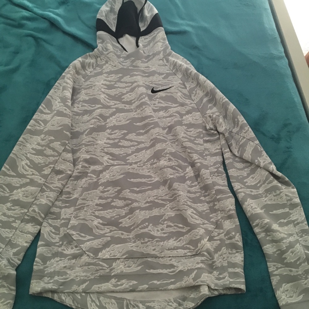 Nike allover camo print spotlight hoodie